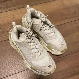 Women’s balenciaga triple s sneaker